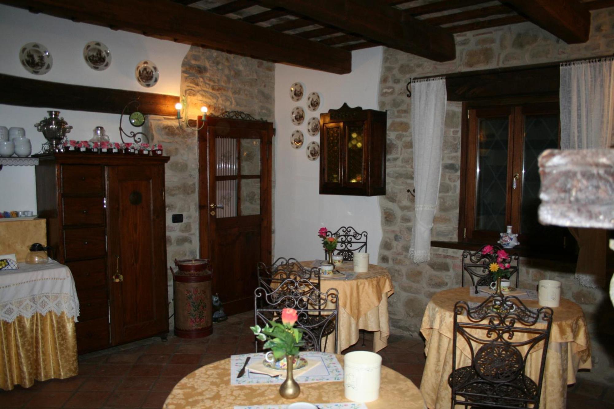 Santa Paola I Quattro Passeri Country House المظهر الخارجي الصورة