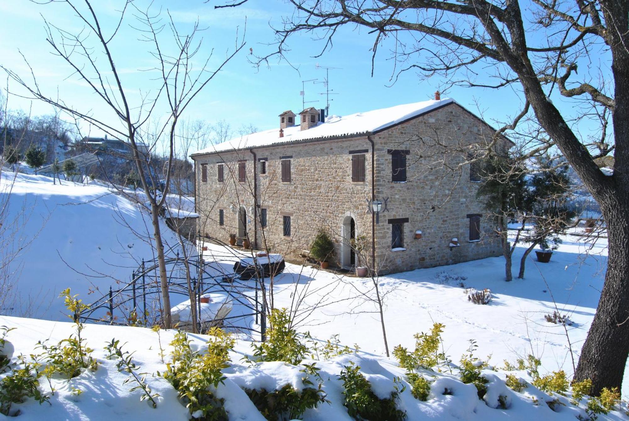 Santa Paola I Quattro Passeri Country House المظهر الخارجي الصورة